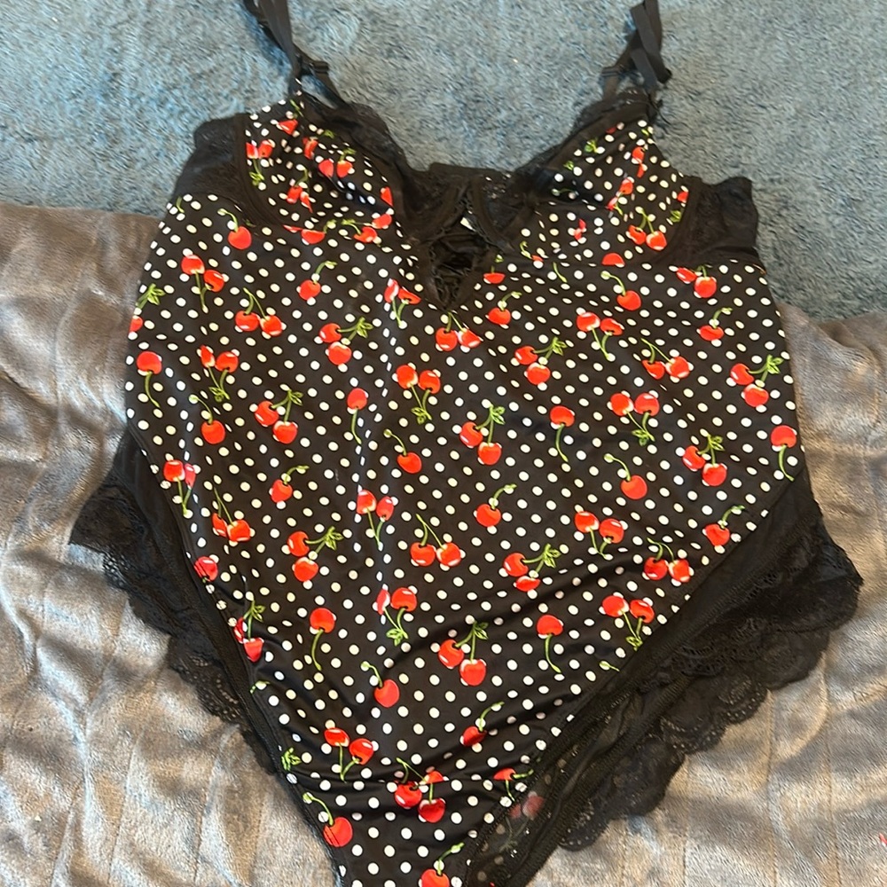 Torrid cherry bodysuit NWT size 2